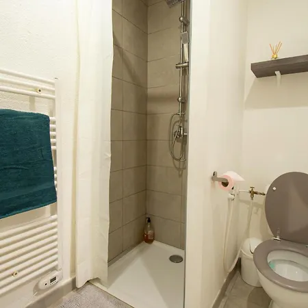 Le Jimmys Rez De Chaussee Daire